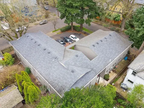 1626 SE Ash Street Portland OR 97214