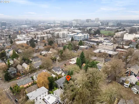1626 SE Ash Street Portland OR 97214