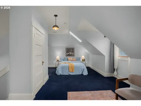 1800 SE 42nd Avenue Portland OR 97215