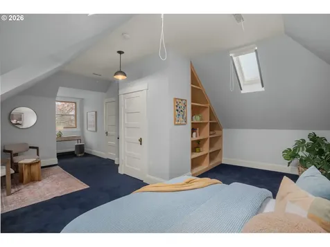1800 SE 42nd Avenue Portland OR 97215