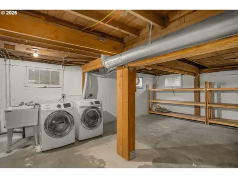 1800 SE 42nd Avenue Portland OR 97215