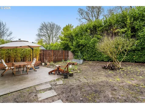 1800 SE 42nd Avenue Portland OR 97215