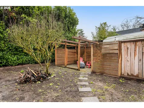 1800 SE 42nd Avenue Portland OR 97215