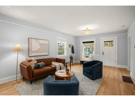 1800 SE 42nd Avenue Portland OR 97215