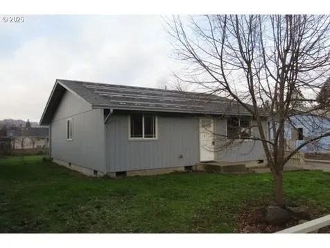 146 Georginna Drive Roseburg OR 97471