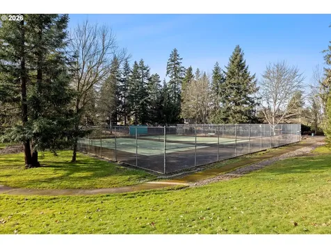 1120 NW Shadywood Street Mcminnville OR 97128