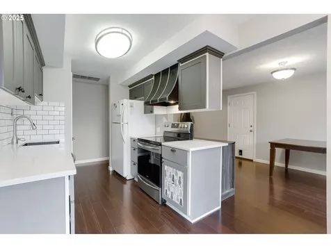 17125 SW Sugar Plum Lane Beaverton OR 97007