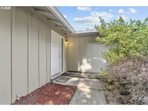 17125 SW Sugar Plum Lane Beaverton OR 97007