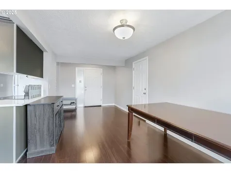 17125 SW Sugar Plum Lane Beaverton OR 97007