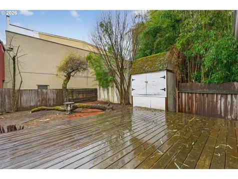 317 NE Sacramento Street Portland OR 97212