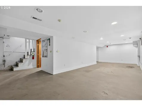 317 NE Sacramento Street Portland OR 97212