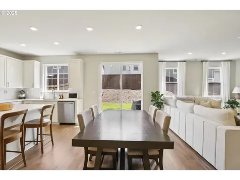 12725 SW Moorhen Way Beaverton OR 97007