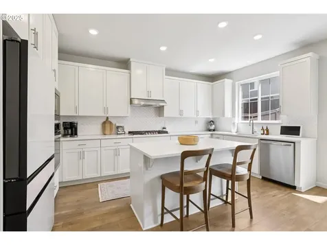 12725 SW Moorhen Way Beaverton OR 97007