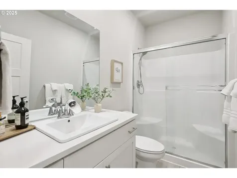 12725 SW Moorhen Way Beaverton OR 97007