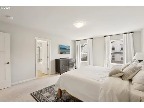 12725 SW Moorhen Way Beaverton OR 97007