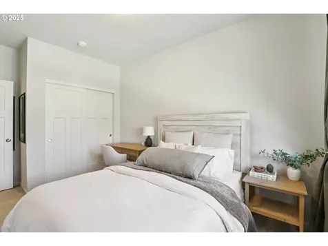 12725 SW Moorhen Way Beaverton OR 97007