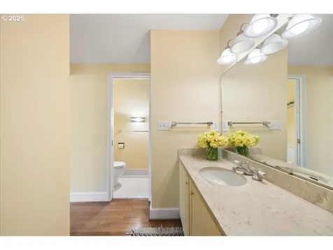 3740 SW Greenleaf Drive Portland OR 97221