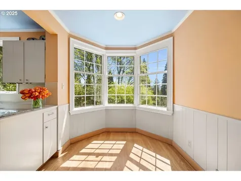 3740 SW Greenleaf Drive Portland OR 97221