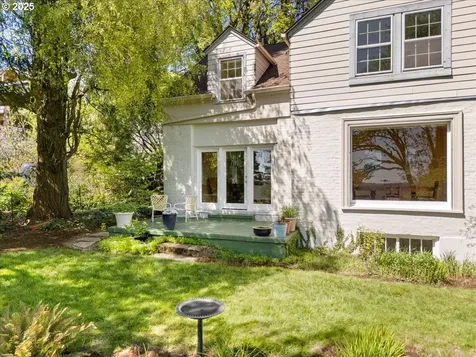 3740 SW Greenleaf Drive Portland OR 97221