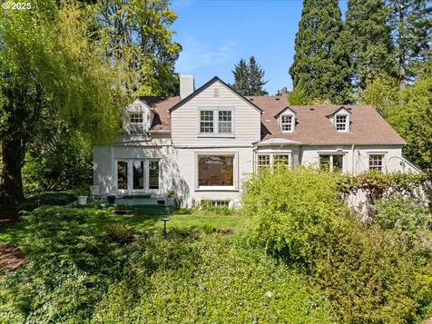 3740 SW Greenleaf Drive Portland OR 97221
