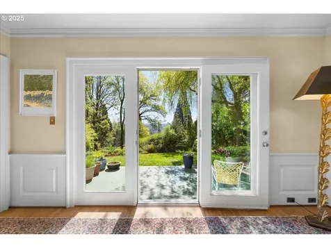 3740 SW Greenleaf Drive Portland OR 97221