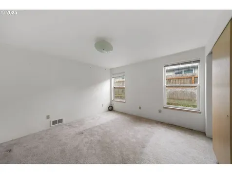 1924 Garfield Street North Bend OR 97459