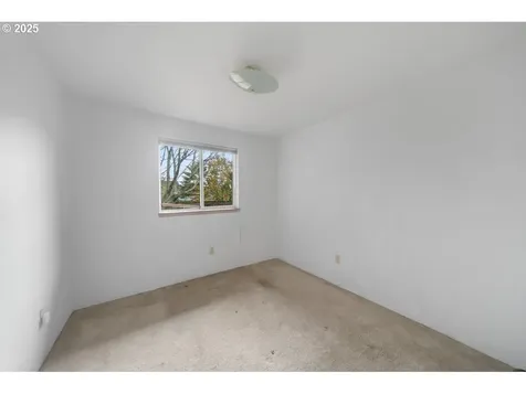 1924 Garfield Street North Bend OR 97459