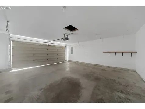 1924 Garfield Street North Bend OR 97459