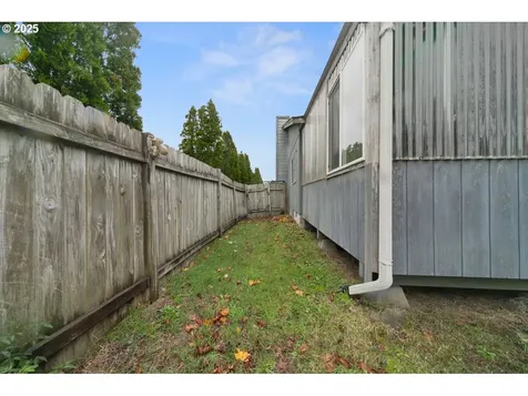 1924 Garfield Street North Bend OR 97459
