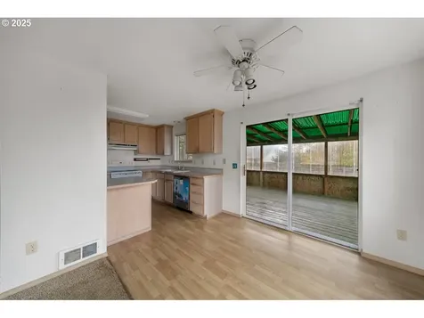 1924 Garfield Street North Bend OR 97459