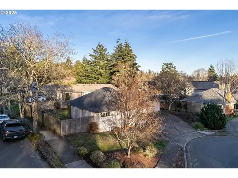 8720 SW Bridletrail Avenue Beaverton OR 97008