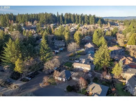 8720 SW Bridletrail Avenue Beaverton OR 97008