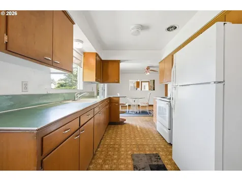 800 NW Sluman Road Vancouver WA 98665