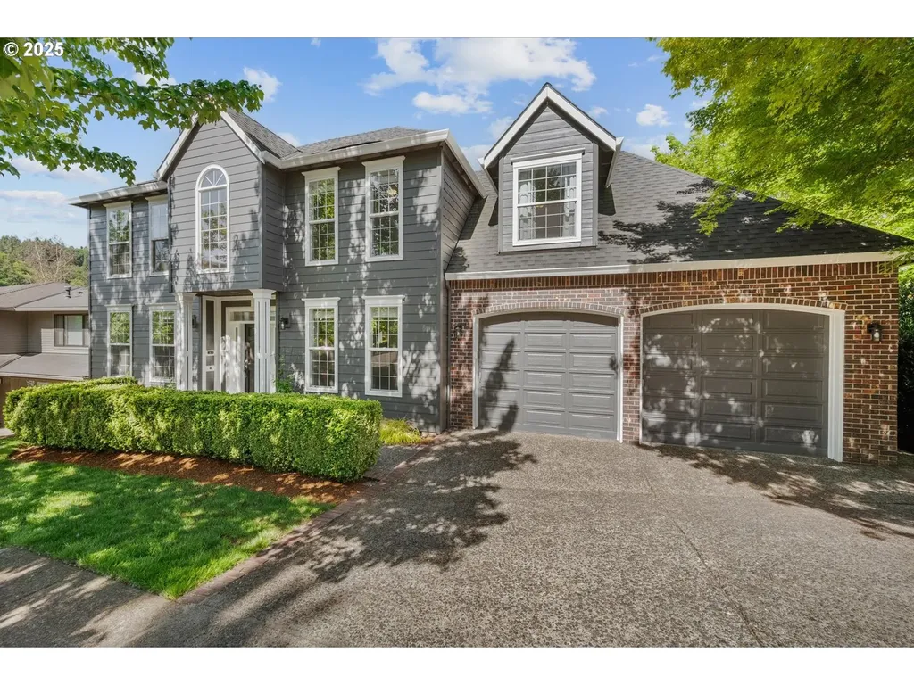 2255 River Heights Circle West Linn OR 97068
