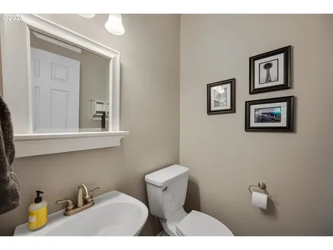 2255 River Heights Circle West Linn OR 97068