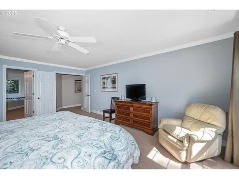 2255 River Heights Circle West Linn OR 97068