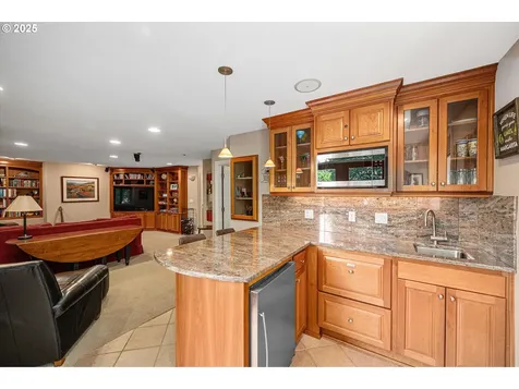 2255 River Heights Circle West Linn OR 97068