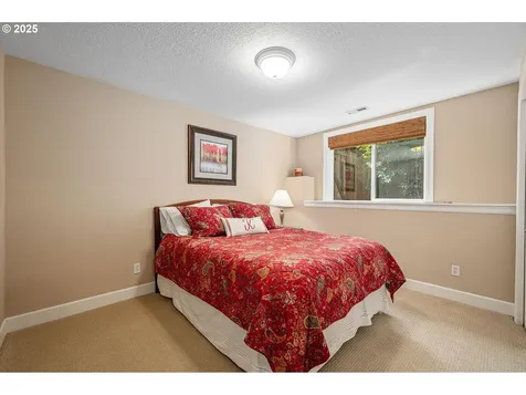 2255 River Heights Circle West Linn OR 97068