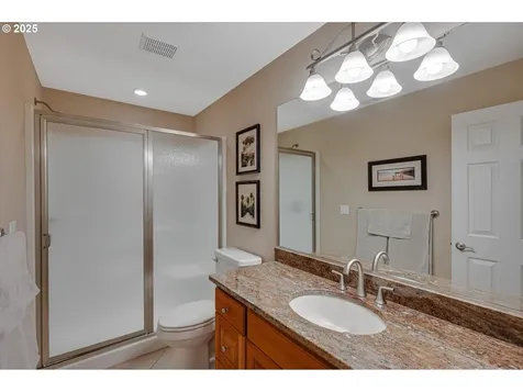 2255 River Heights Circle West Linn OR 97068