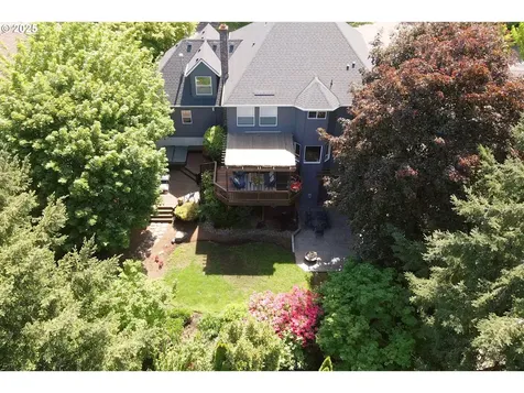 2255 River Heights Circle West Linn OR 97068
