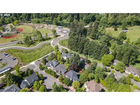 2255 River Heights Circle West Linn OR 97068