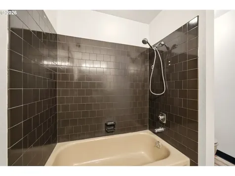 8407 NW 15th Court Vancouver WA 98665