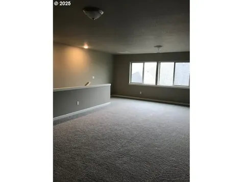 570 SE Cooper Street Dallas OR 97338