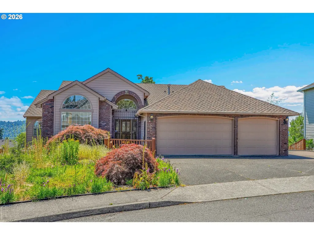 11826 SE Grand Vista Drive Clackamas OR 97015