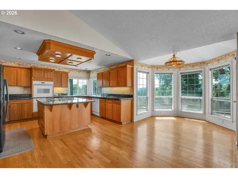 11826 SE Grand Vista Drive Clackamas OR 97015