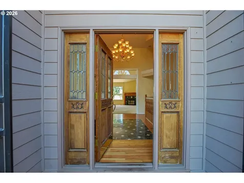 11826 SE Grand Vista Drive Clackamas OR 97015