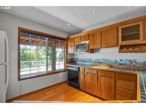 11826 SE Grand Vista Drive Clackamas OR 97015