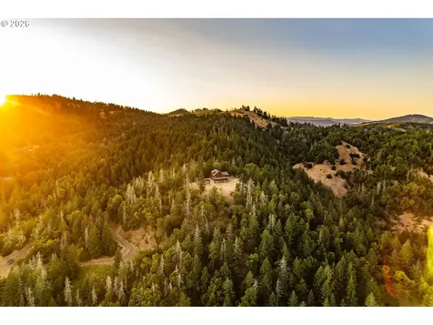 1435 Wilbur Road Roseburg OR 97471