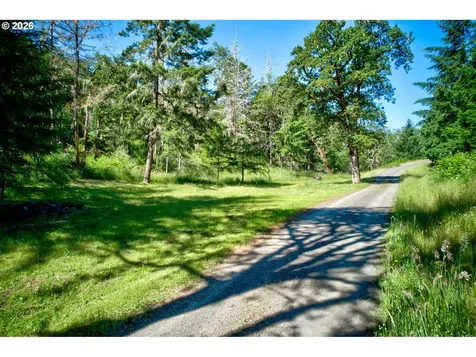 1435 Wilbur Road Roseburg OR 97471