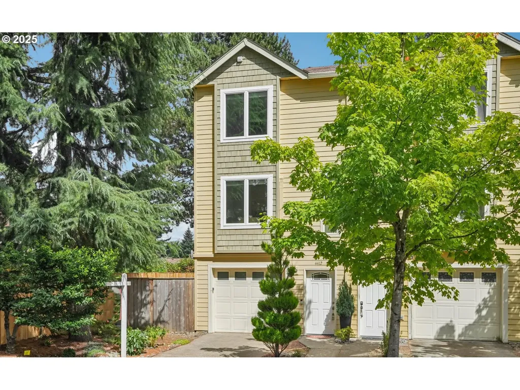 4412 SE 101st Avenue Portland OR 97266